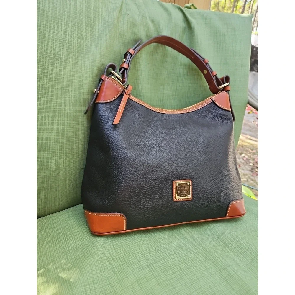 Dooney‎ & Bourke Pebble Grain Leather Hobo Shoulder Bag Red Lining DB Vintage - Picture 2 of 14